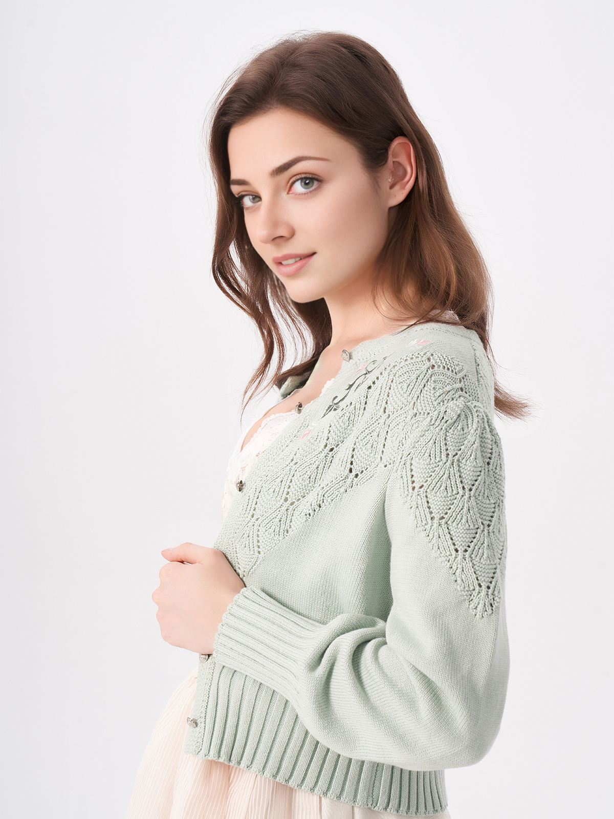 Dirndl Schwarz Beige – zeitlos und modern