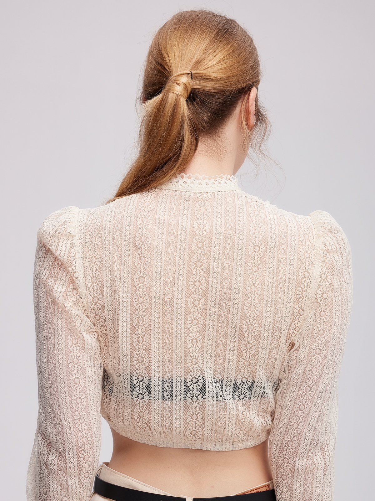 Cocovero Dirndlbluse in Beige