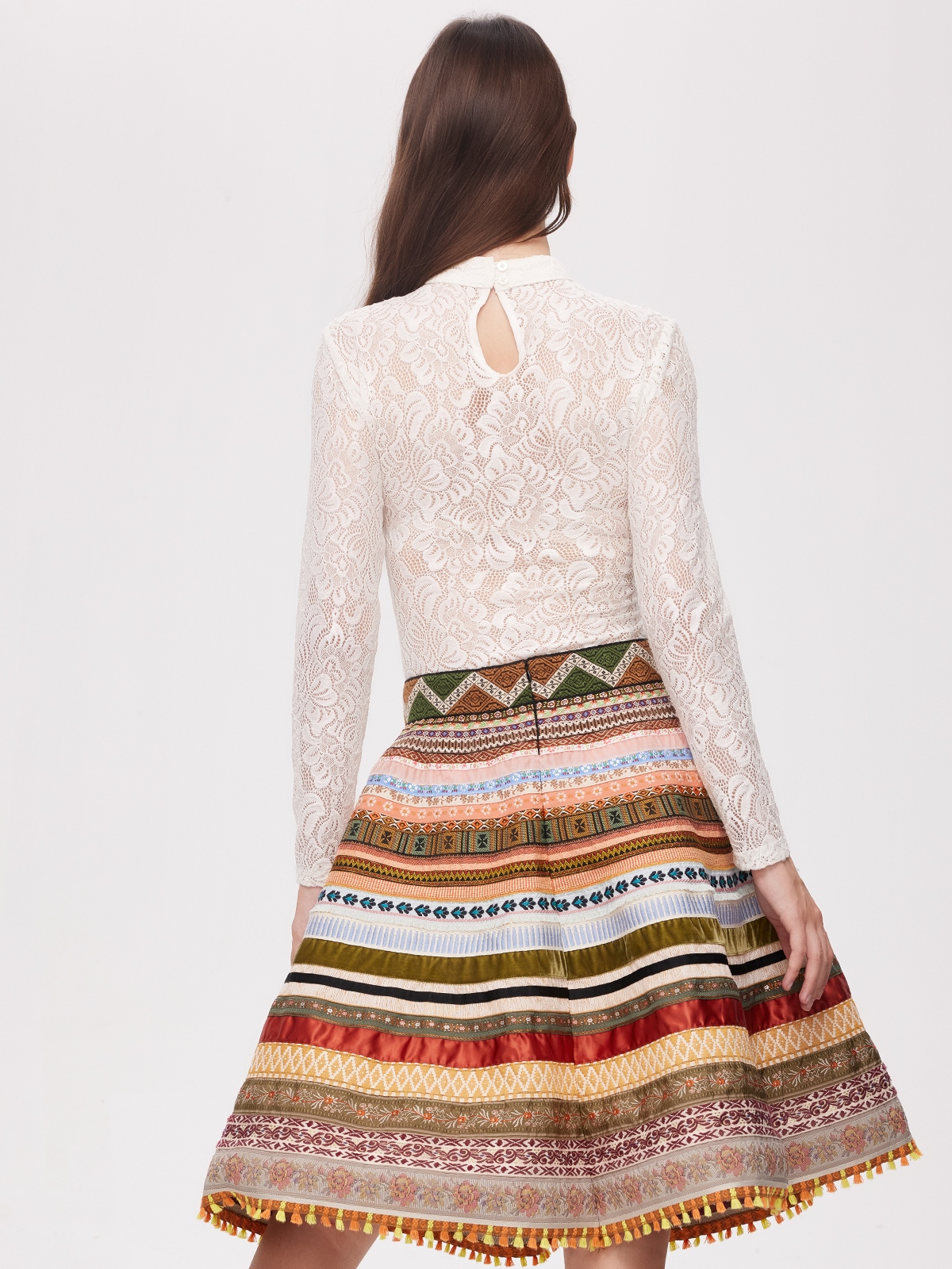 Dirndl Creme Beige mit eleganter Schürze