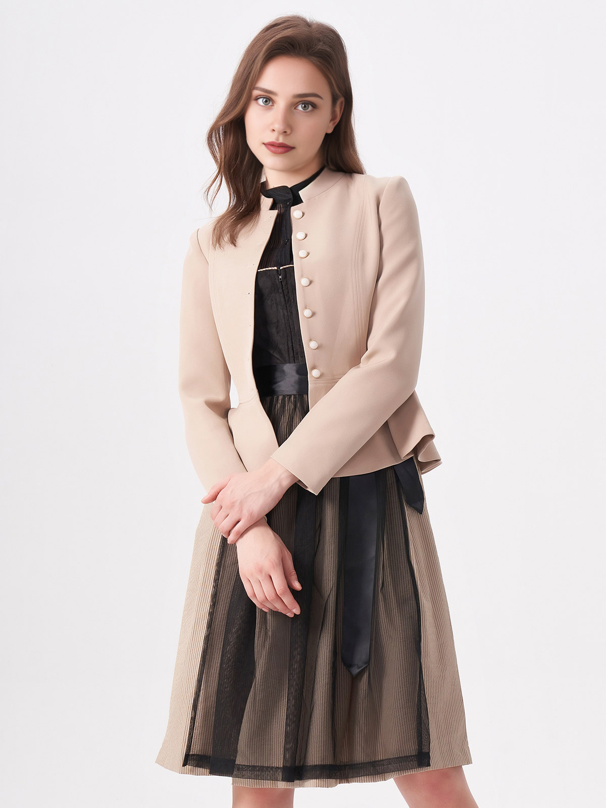 SamtDirndl Grün in eleganter Ausführung