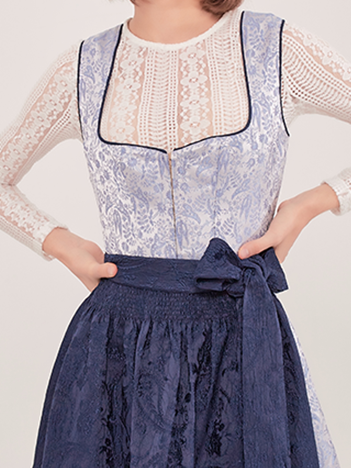 Dirndl in modernem Design